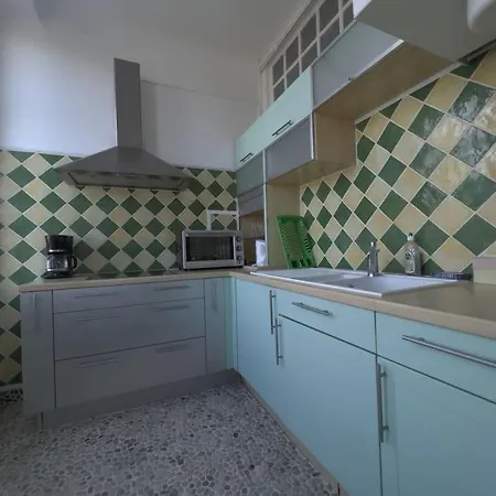 Apartment Le Bateau - Atypique Vue Mer 4p *