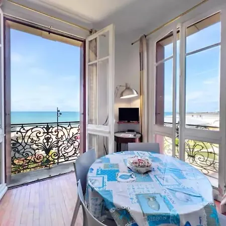 Apartment Le Bateau - Atypique Vue Mer 4p Houlgate